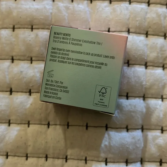 Kaja BEAUTY BENTO
Stacked Bouncy Eyeshadow Trio - Picture 3 of 3